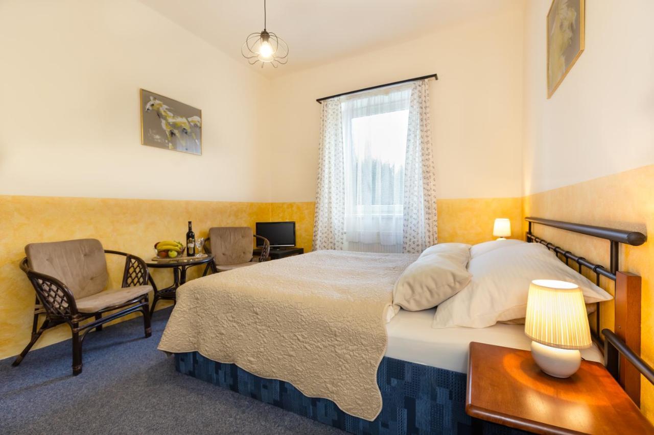 Hotel Atlas Ceske Budejovice Exteriér fotografie
